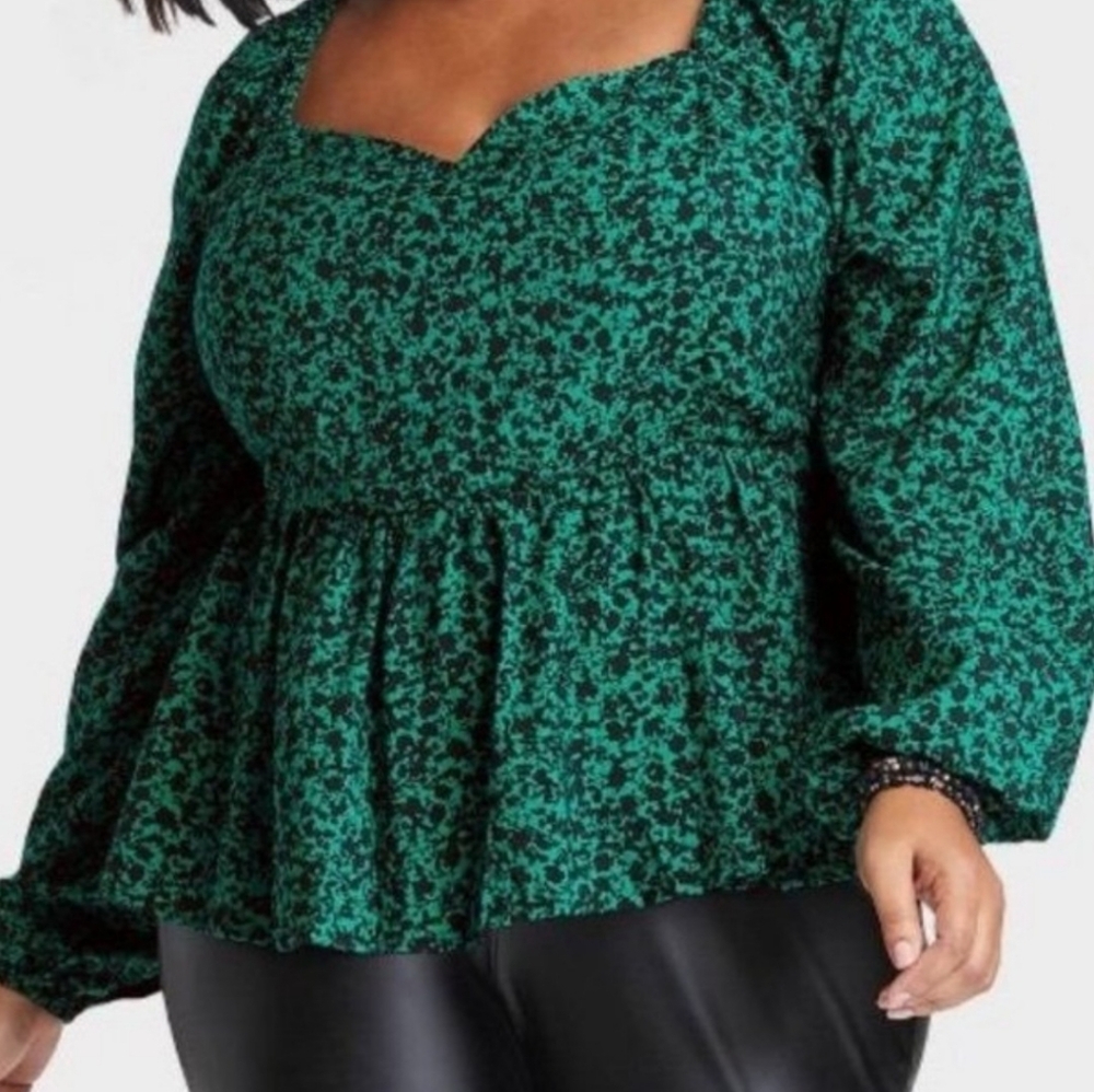 Ava & Viv Green and Black Peplum Balloon Sleeve Plus Size Blouse/Top (2x)